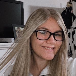 Meet your Posher, Kimberlyn